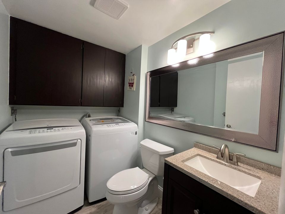 В аренду: $2,200 (2 спален, 2 ванн, 1236 Квадратных фут)