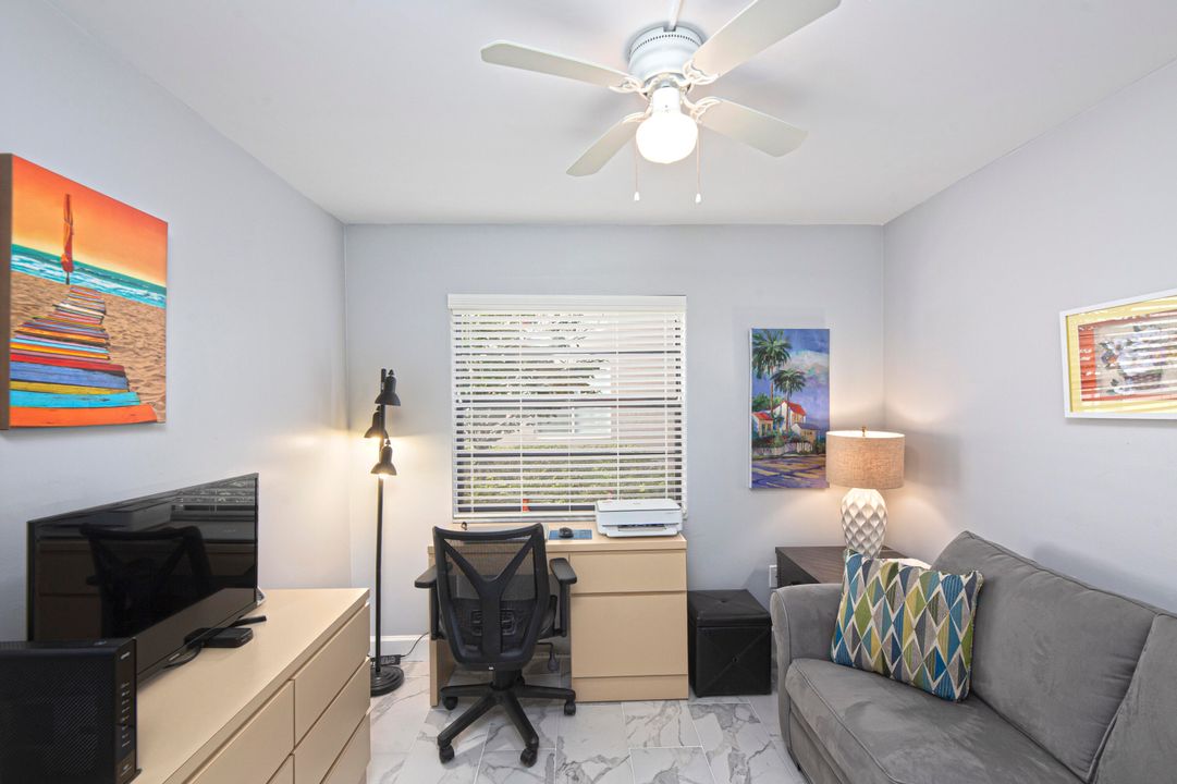 На продажу: $189,000 (2 спален, 2 ванн, 1040 Квадратных фут)