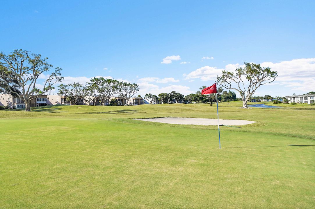 For Rent: $1,700 (1 beds, 1 baths, 720 Square Feet)