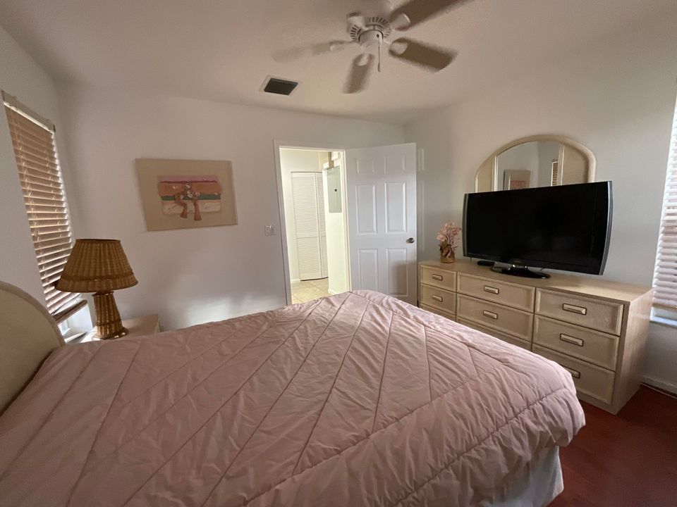 For Rent: $4,500 (3 beds, 2 baths, 1658 Square Feet)