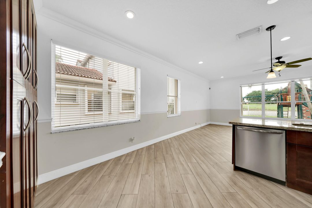 For Rent: $4,750 (4 beds, 3 baths, 2673 Square Feet)