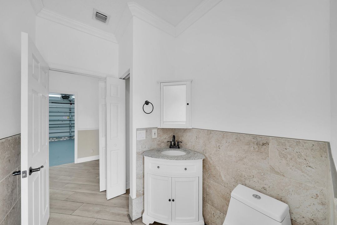 For Rent: $4,750 (4 beds, 3 baths, 2673 Square Feet)