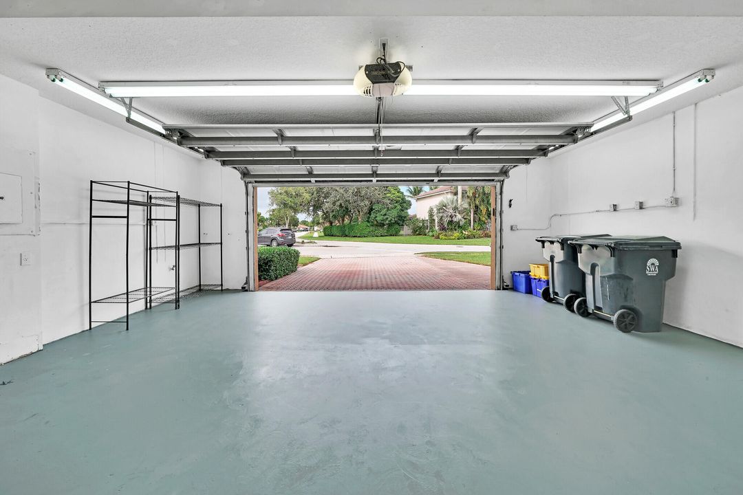 For Rent: $4,750 (4 beds, 3 baths, 2673 Square Feet)