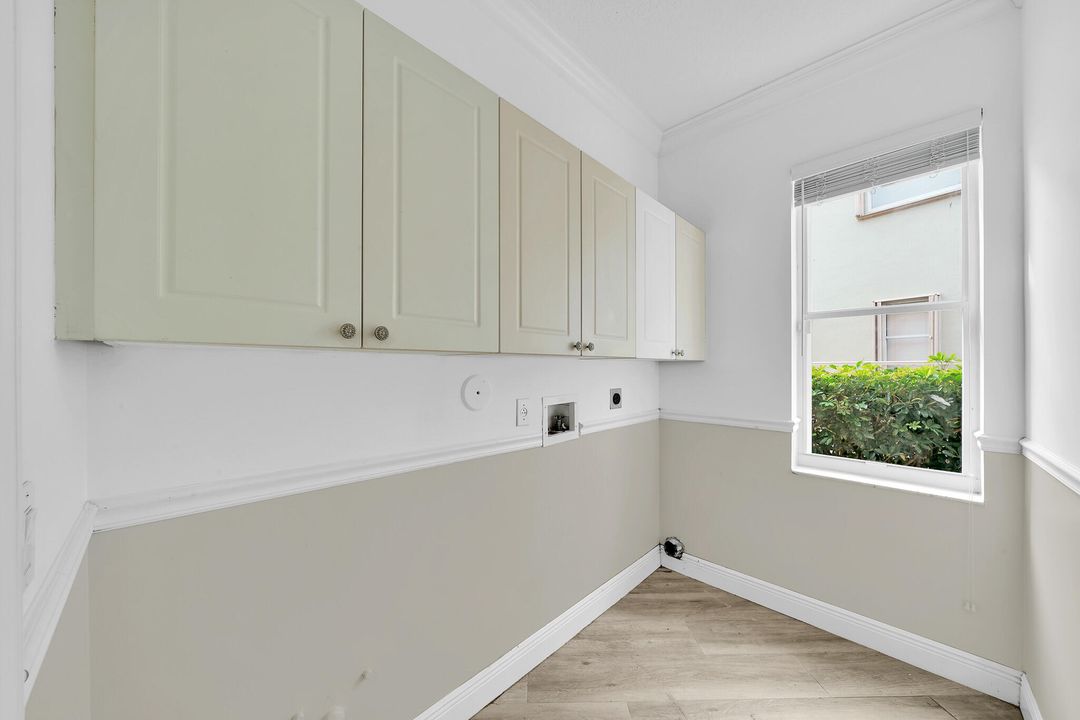 For Rent: $4,750 (4 beds, 3 baths, 2673 Square Feet)