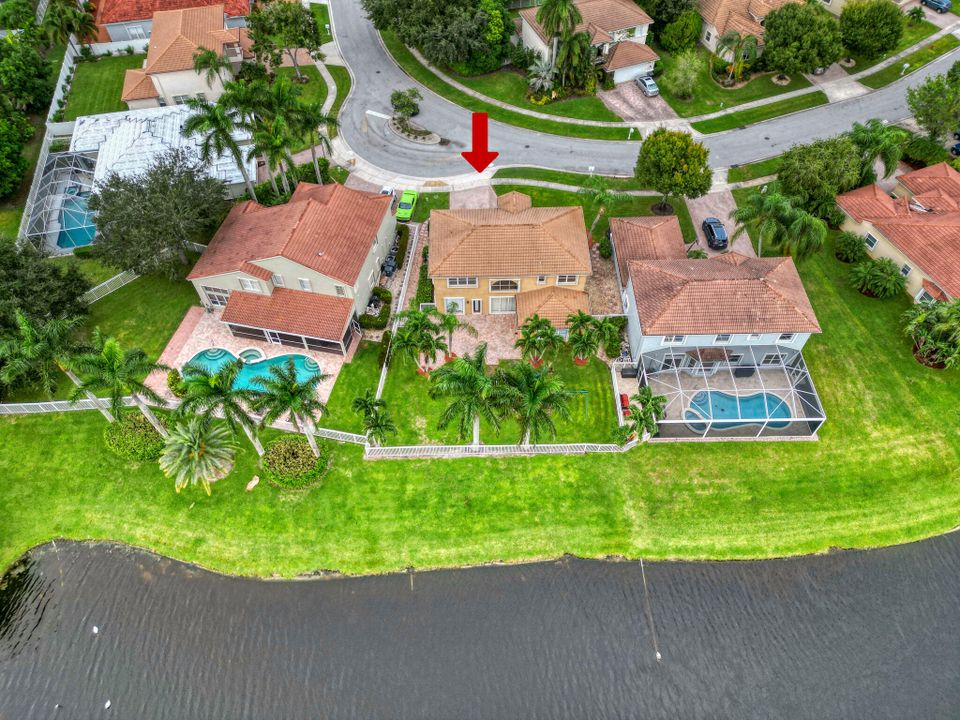 For Rent: $4,750 (4 beds, 3 baths, 2673 Square Feet)