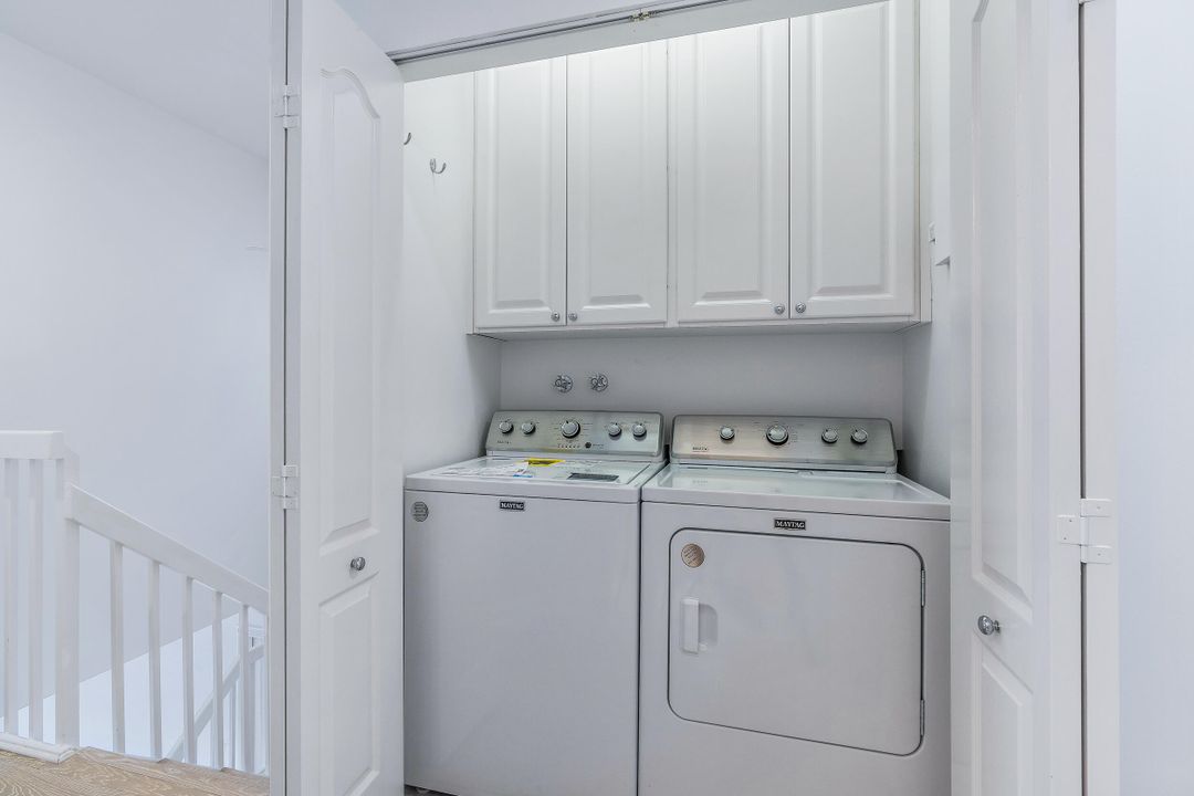 Activo con contrato: $550,000 (3 camas, 2 baños, 1298 Pies cuadrados)