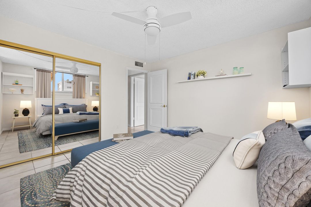 合同活跃: $475,000 (2 贝兹, 2 浴室, 1000 平方英尺)