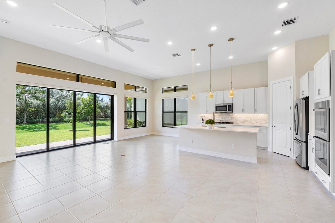 For Sale: $839,000 (3 beds, 2 baths, 1968 Square Feet)