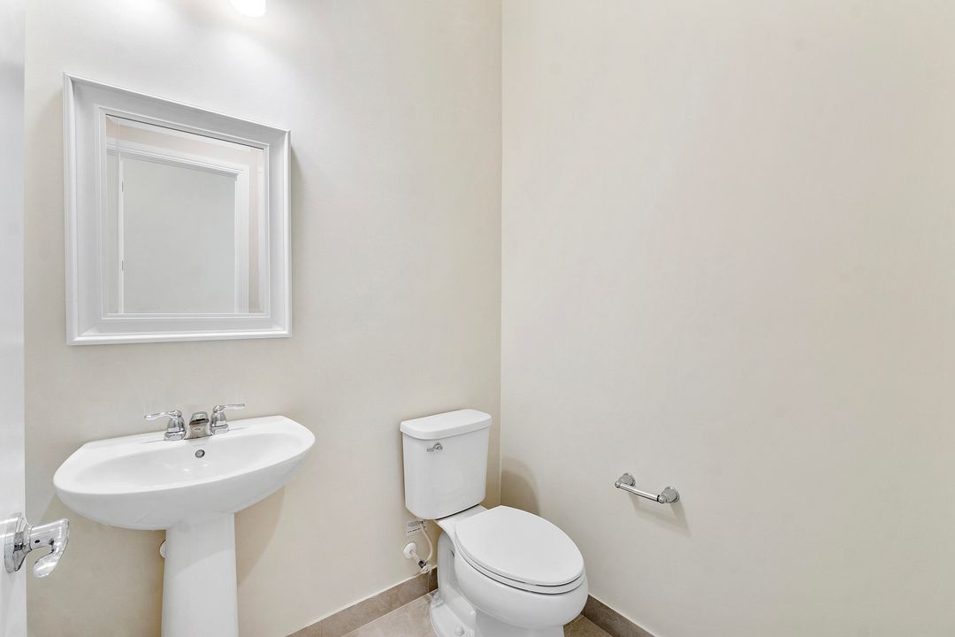For Sale: $839,000 (3 beds, 2 baths, 1968 Square Feet)