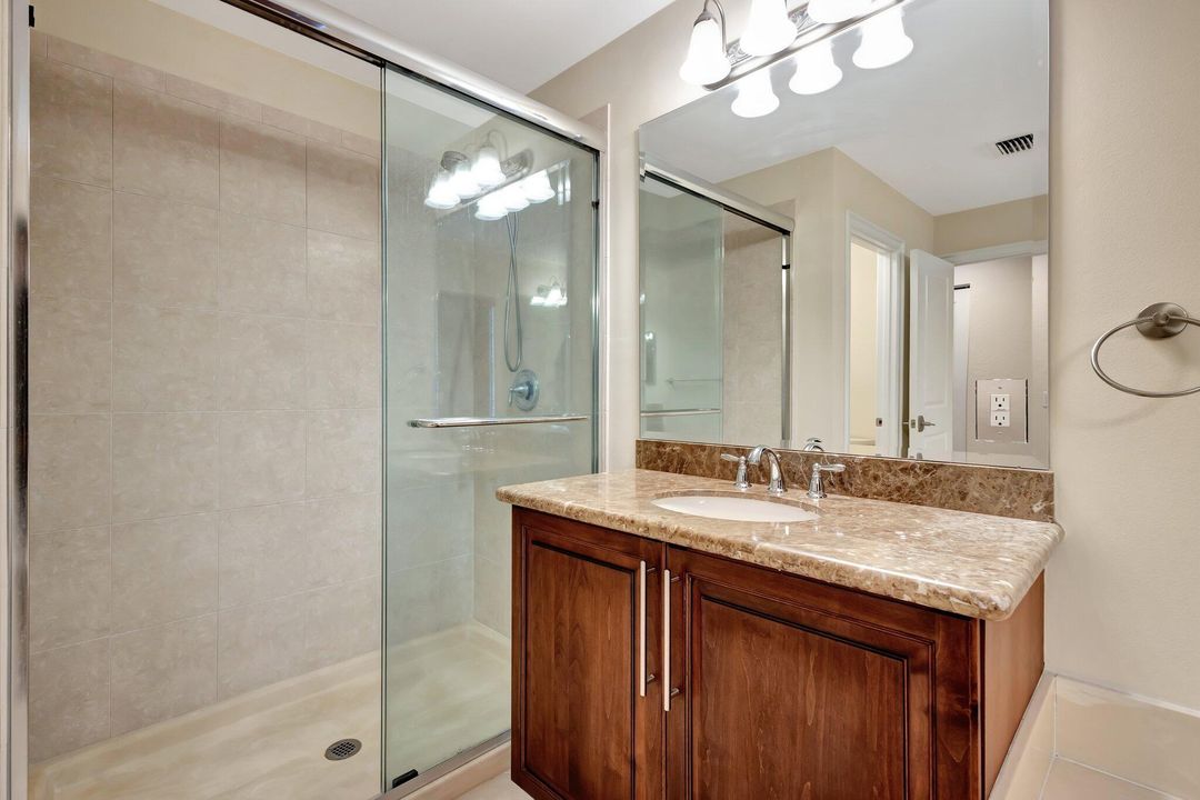 For Sale: $884,900 (5 beds, 3 baths, 2833 Square Feet)