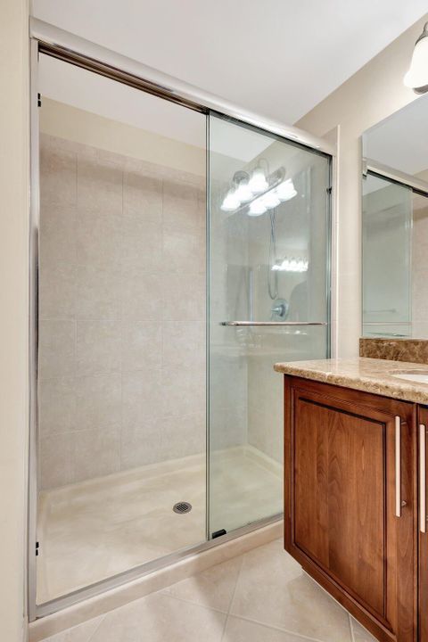 For Sale: $884,900 (5 beds, 3 baths, 2833 Square Feet)