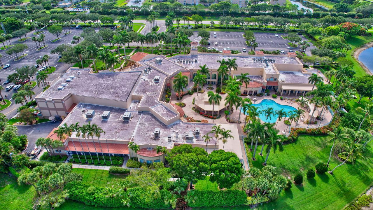 For Sale: $199,000 (3 beds, 2 baths, 1392 Square Feet)