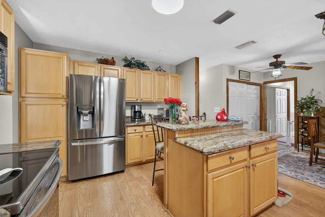 For Sale: $1,960,000 (4 beds, 3 baths, 2455 Square Feet)