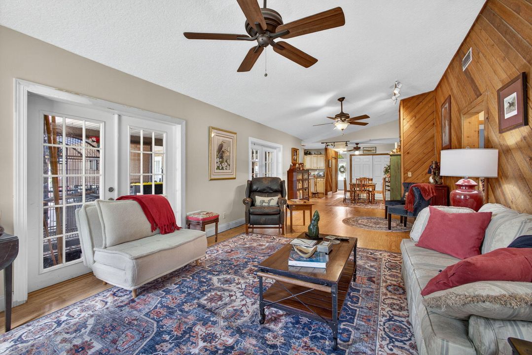 For Sale: $1,960,000 (4 beds, 3 baths, 2455 Square Feet)