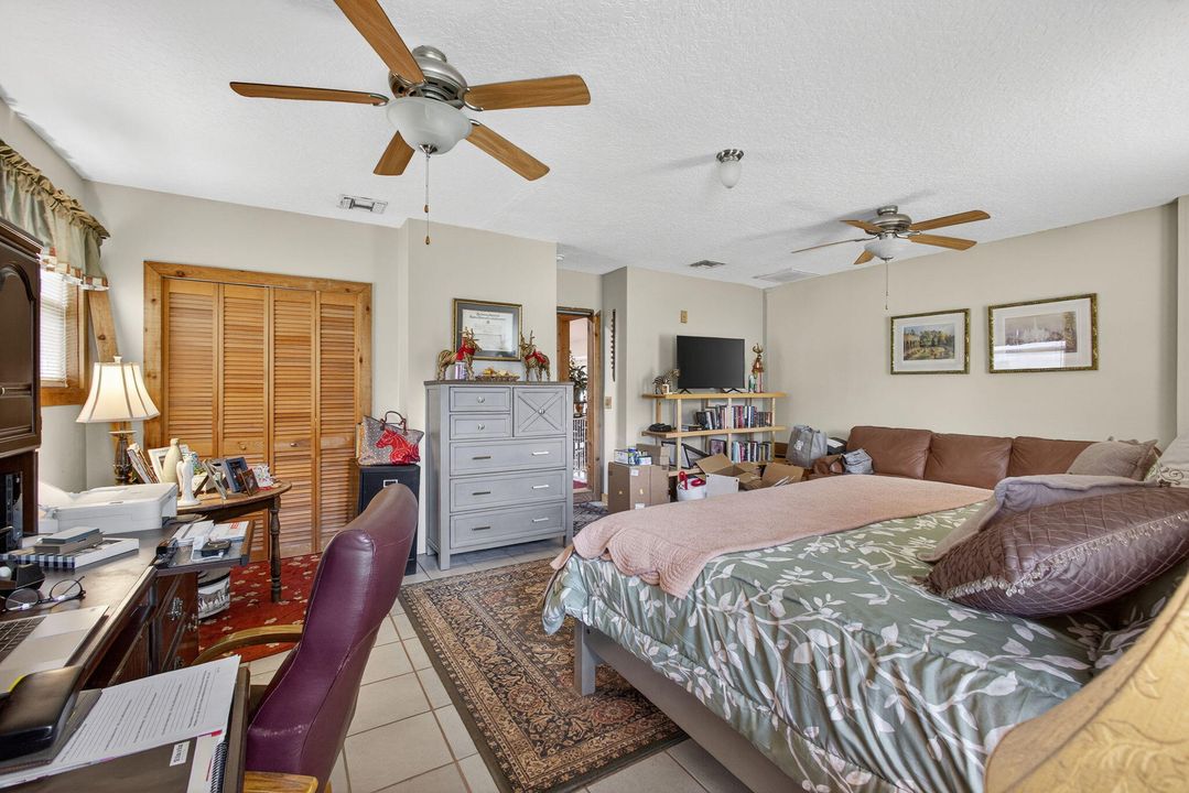 For Sale: $1,960,000 (4 beds, 3 baths, 2455 Square Feet)