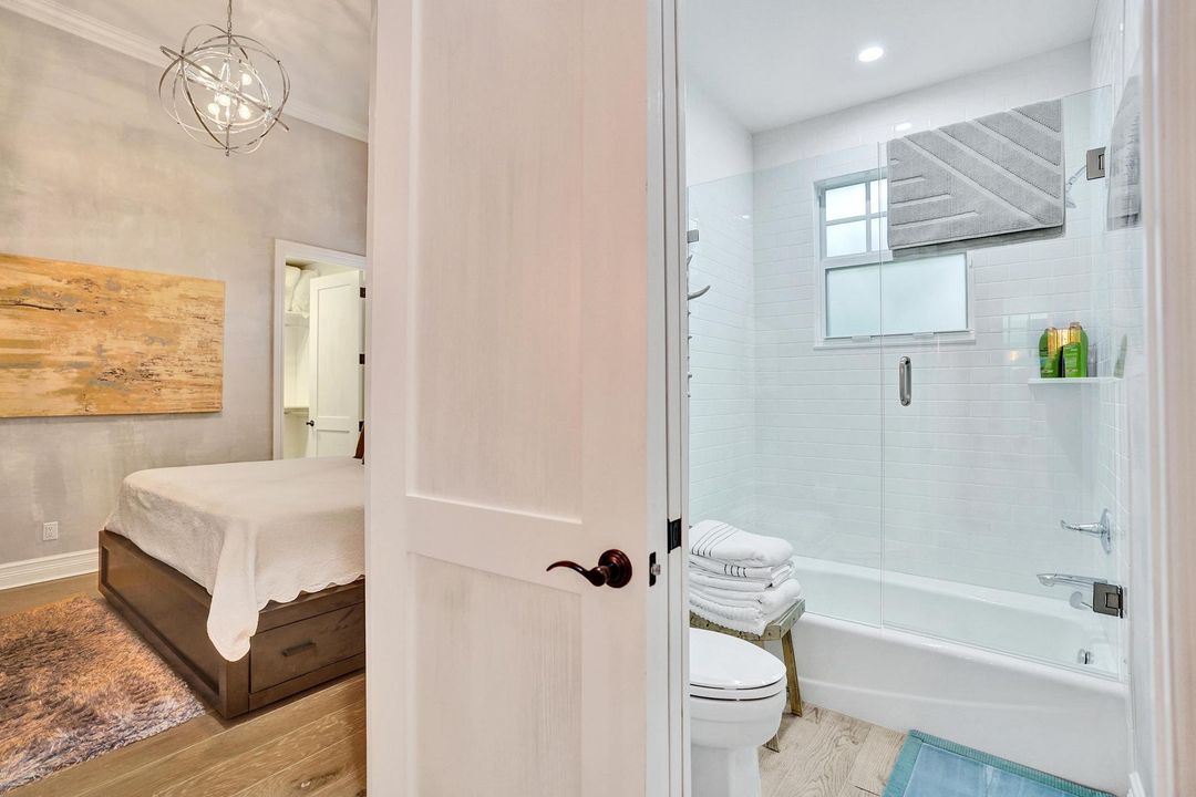 For Sale: $1,875,000 (4 beds, 2 baths, 2495 Square Feet)