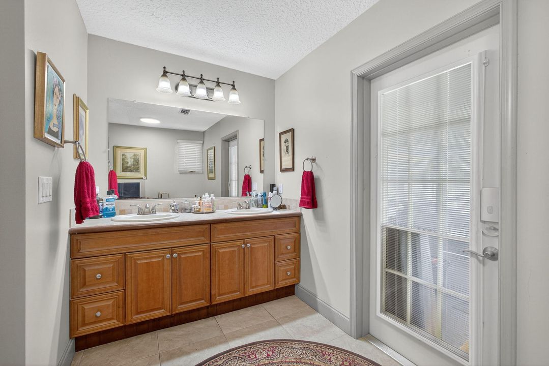 For Sale: $1,960,000 (4 beds, 3 baths, 2455 Square Feet)