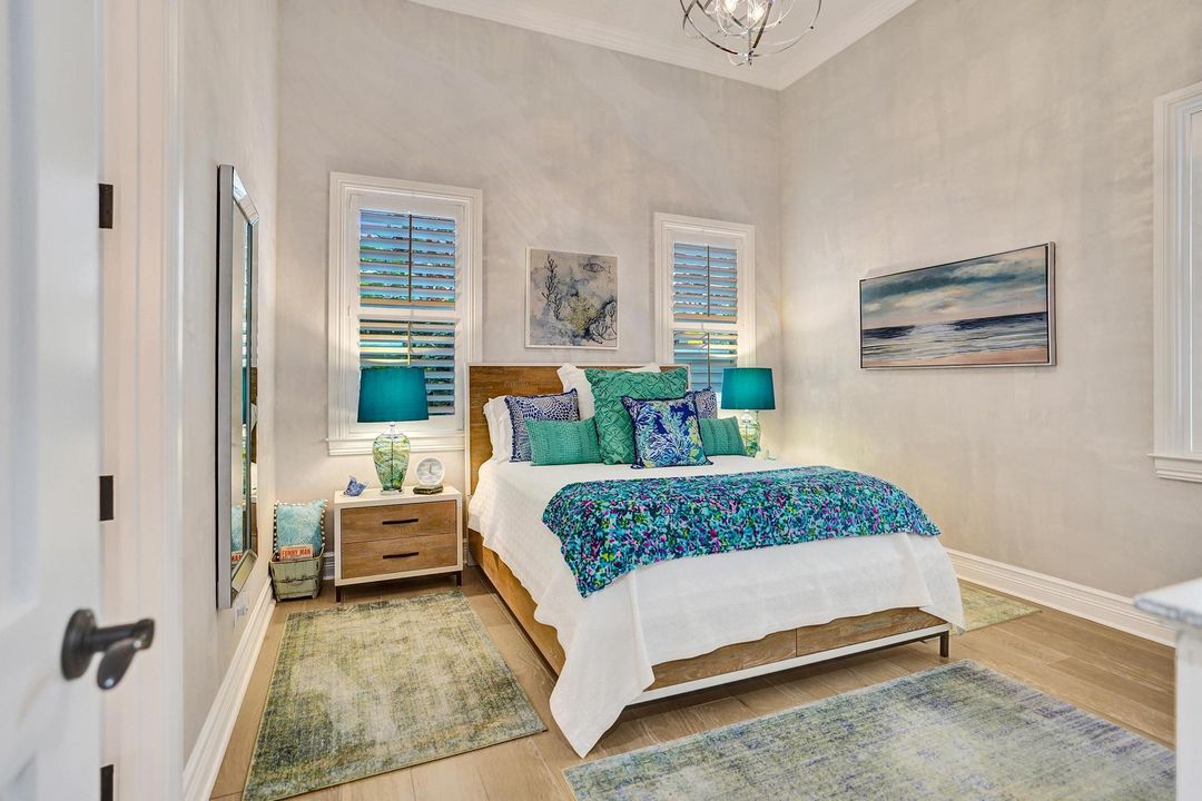 For Sale: $1,875,000 (4 beds, 2 baths, 2495 Square Feet)