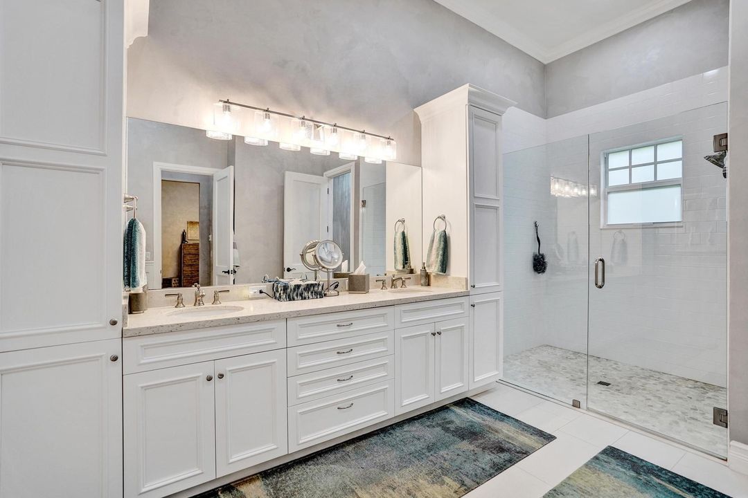 For Sale: $1,875,000 (4 beds, 2 baths, 2495 Square Feet)