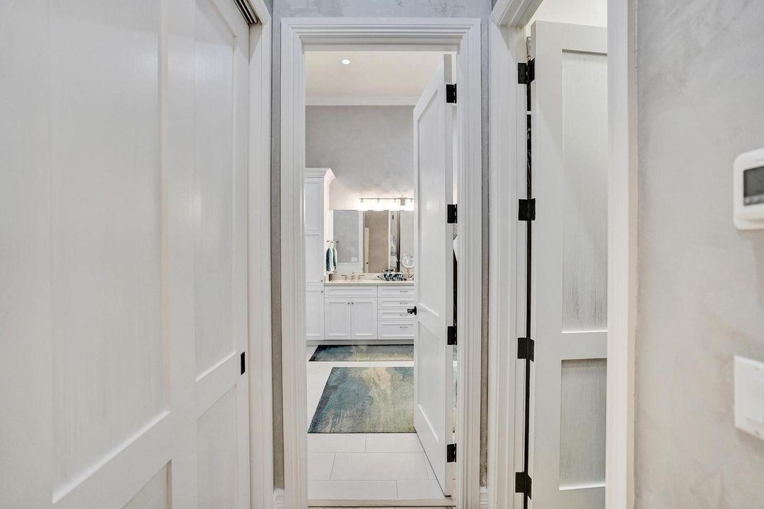 For Sale: $1,875,000 (4 beds, 2 baths, 2495 Square Feet)