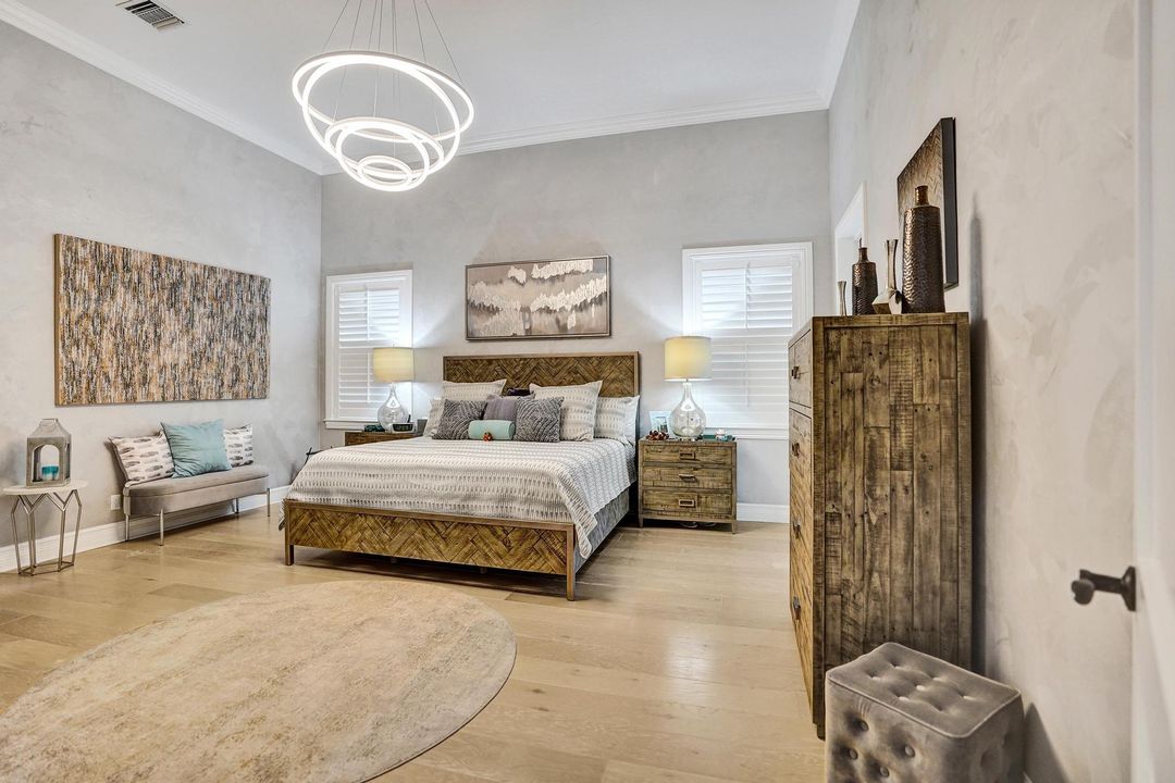 For Sale: $1,875,000 (4 beds, 2 baths, 2495 Square Feet)