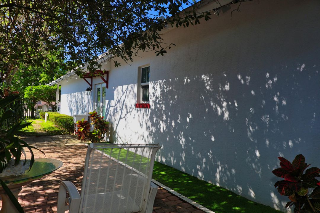 Active With Contract: $450,000 (3 beds, 2 baths, 1582 Square Feet)