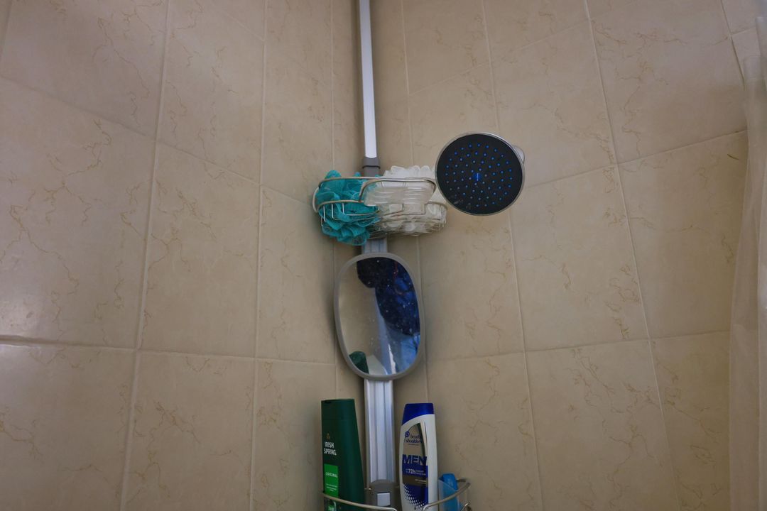 Active With Contract: $450,000 (3 beds, 2 baths, 1582 Square Feet)