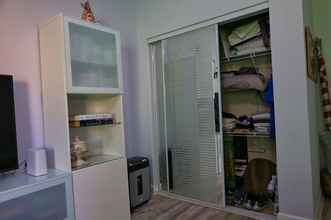 Active With Contract: $450,000 (3 beds, 2 baths, 1582 Square Feet)