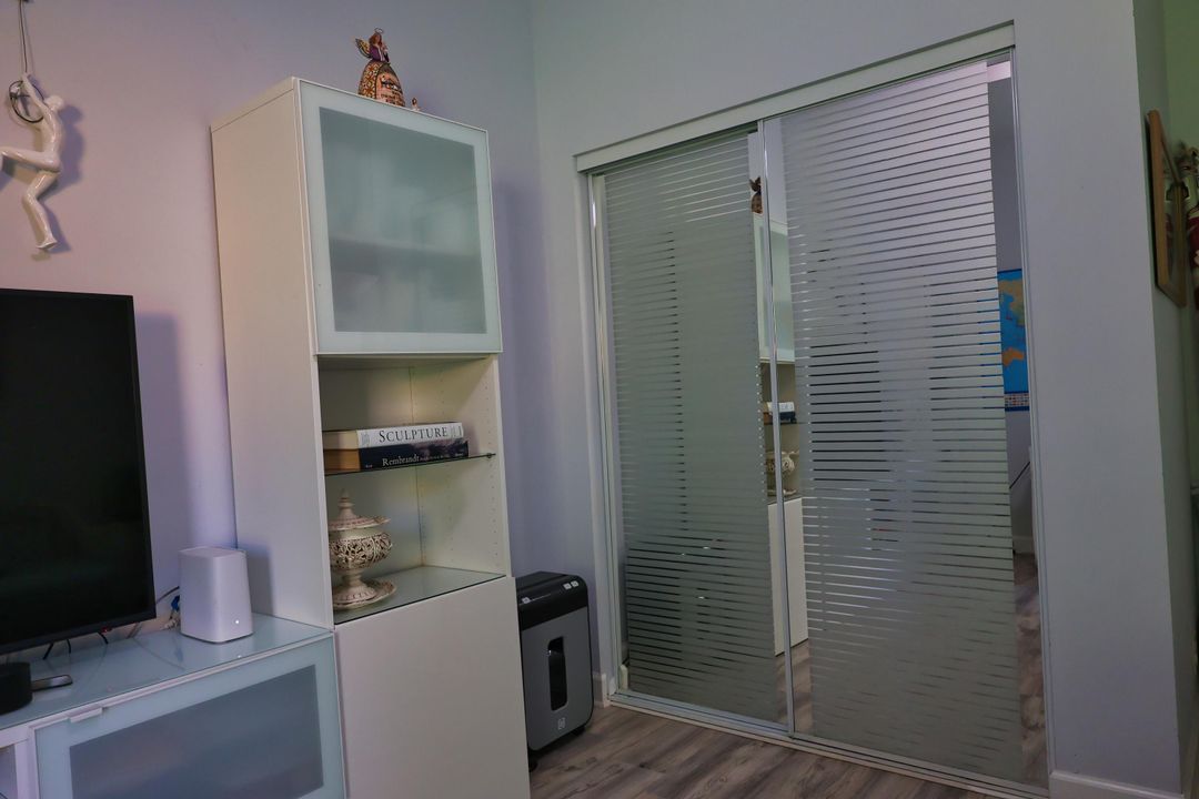 Active With Contract: $450,000 (3 beds, 2 baths, 1582 Square Feet)