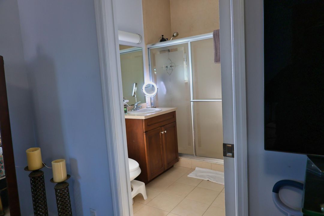 Active With Contract: $450,000 (3 beds, 2 baths, 1582 Square Feet)