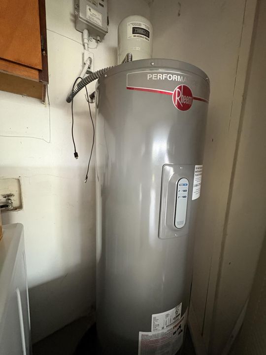 En Venta: $270,000 (3 camas, 2 baños, 1187 Pies cuadrados)