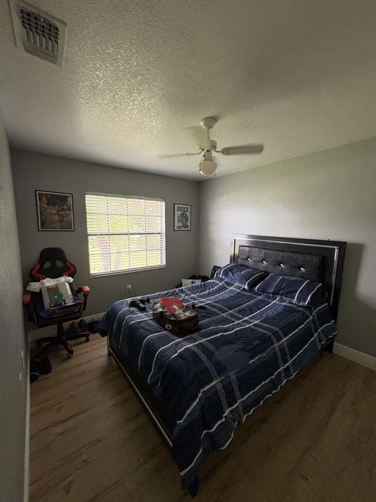 En Venta: $270,000 (3 camas, 2 baños, 1187 Pies cuadrados)