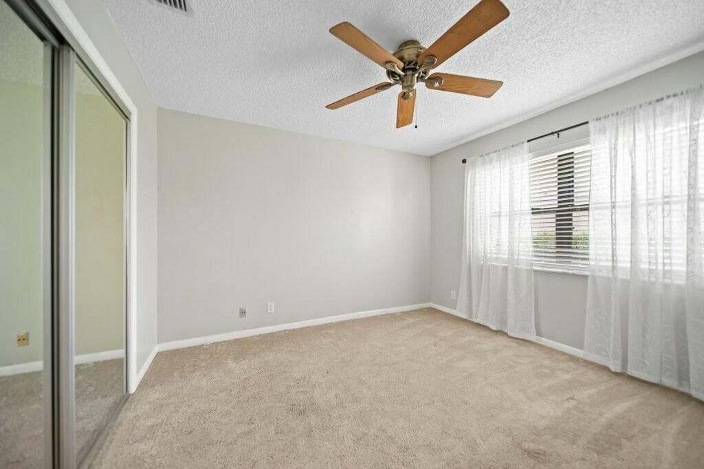 For Rent: $2,850 (3 beds, 2 baths, 1442 Square Feet)