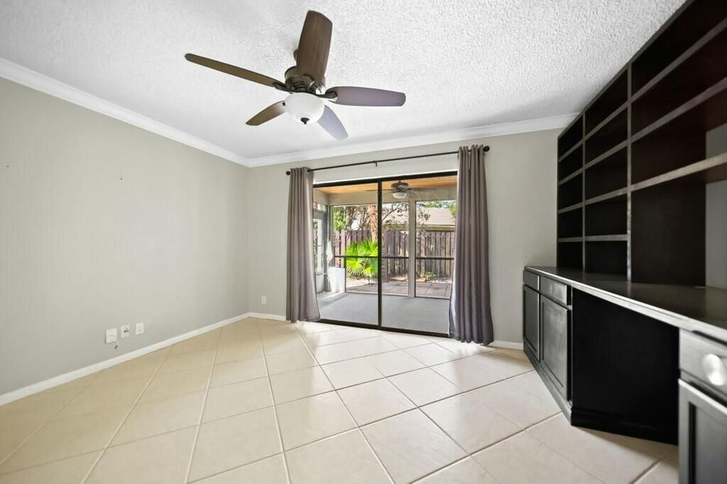 For Rent: $2,850 (3 beds, 2 baths, 1442 Square Feet)