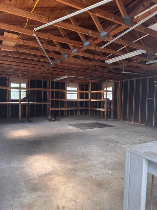 For Sale: $499,000 (3 beds, 2 baths, 997 Square Feet)