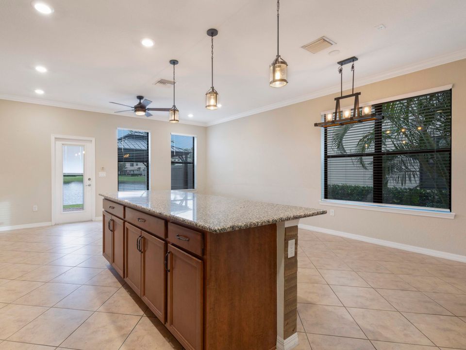 Active With Contract: $2,700 (3 beds, 2 baths, 1691 Square Feet)