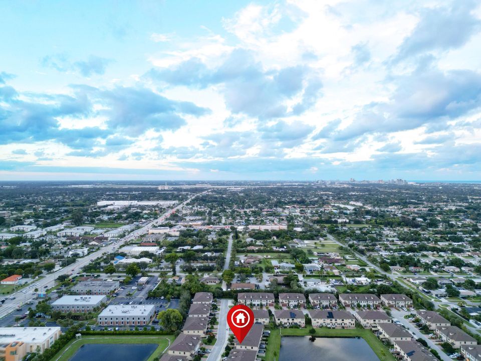 Active With Contract: $2,700 (3 beds, 2 baths, 1691 Square Feet)