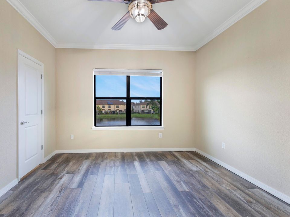 Active With Contract: $2,700 (3 beds, 2 baths, 1691 Square Feet)