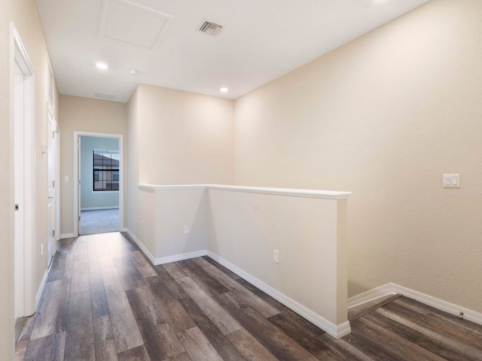 Active With Contract: $2,700 (3 beds, 2 baths, 1691 Square Feet)