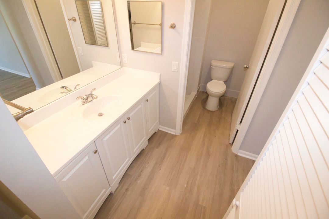 Под контрактом: $2,250 (2 спален, 2 ванн, 1350 Квадратных фут)