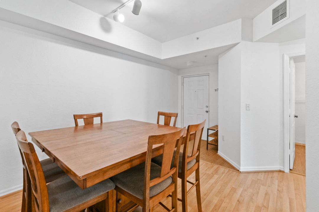 Под контрактом: $2,650 (3 спален, 2 ванн, 1316 Квадратных фут)