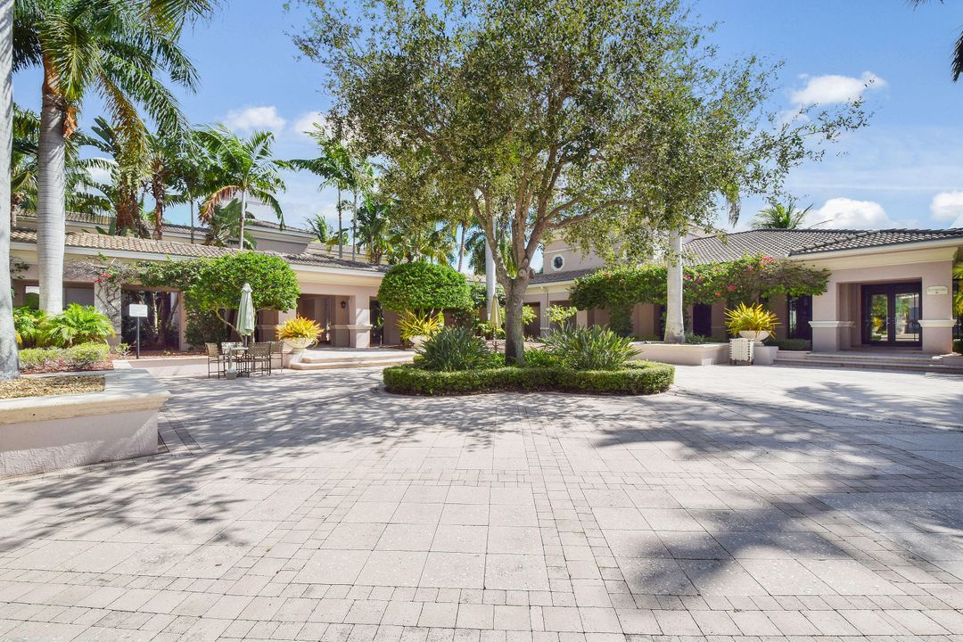 Под контрактом: $2,650 (3 спален, 2 ванн, 1316 Квадратных фут)