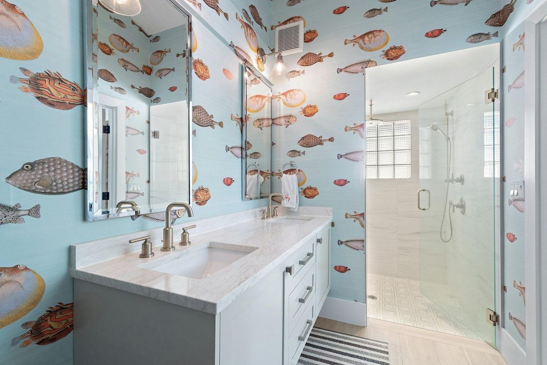 Под контрактом: $2,599,000 (3 спален, 3 ванн, 2195 Квадратных фут)