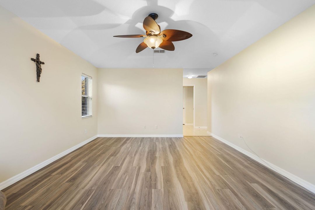 For Sale: $469,900 (3 beds, 2 baths, 2532 Square Feet)