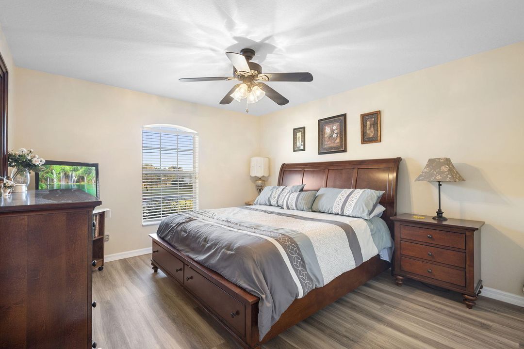 For Sale: $469,900 (3 beds, 2 baths, 2532 Square Feet)