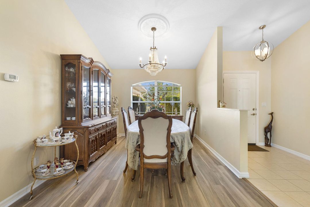 For Sale: $469,900 (3 beds, 2 baths, 2532 Square Feet)