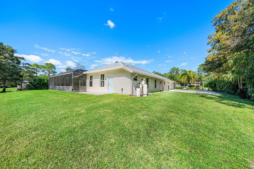 Под контрактом: $1,150,000 (5 спален, 3 ванн, 2805 Квадратных фут)