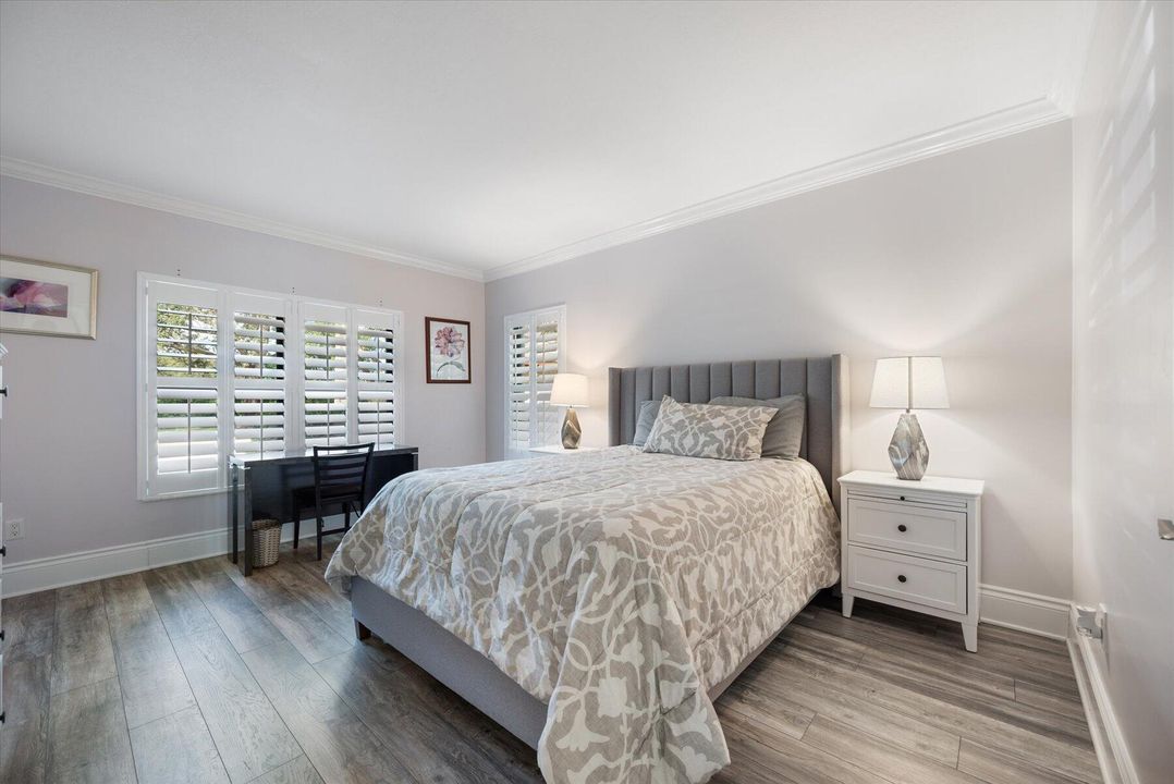 Activo con contrato: $7,500 (3 camas, 3 baños, 1800 Pies cuadrados)