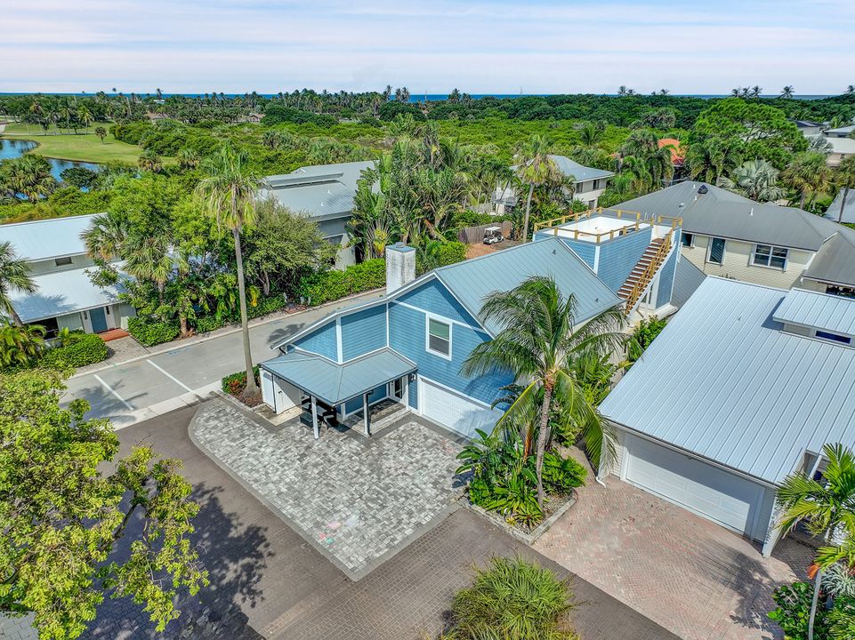 合同活跃: $8,000 (5 贝兹, 4 浴室, 3595 平方英尺)