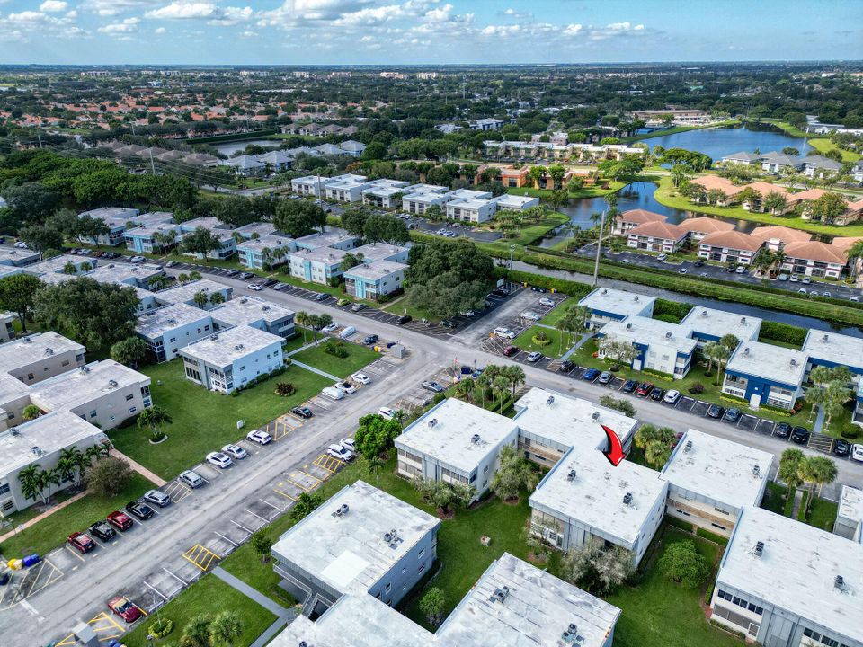 На продажу: $120,000 (2 спален, 2 ванн, 907 Квадратных фут)